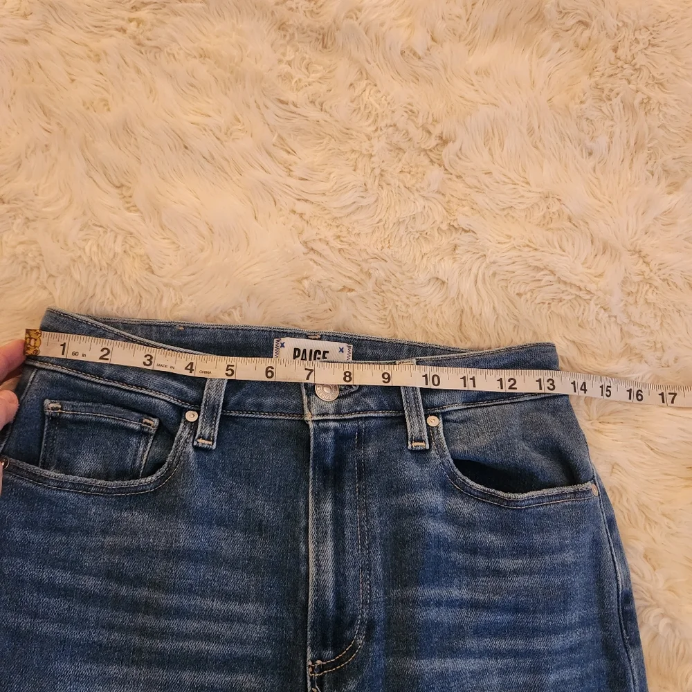 Paige Knockout Love Stretchy Highwaisted Jeans Size 28